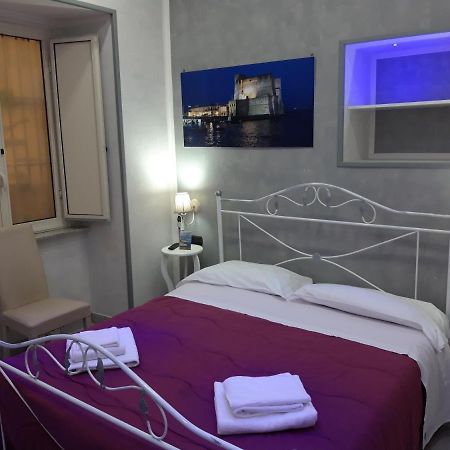 Napul'E Mill Color Bed & Breakfast Napoli Bagian luar foto