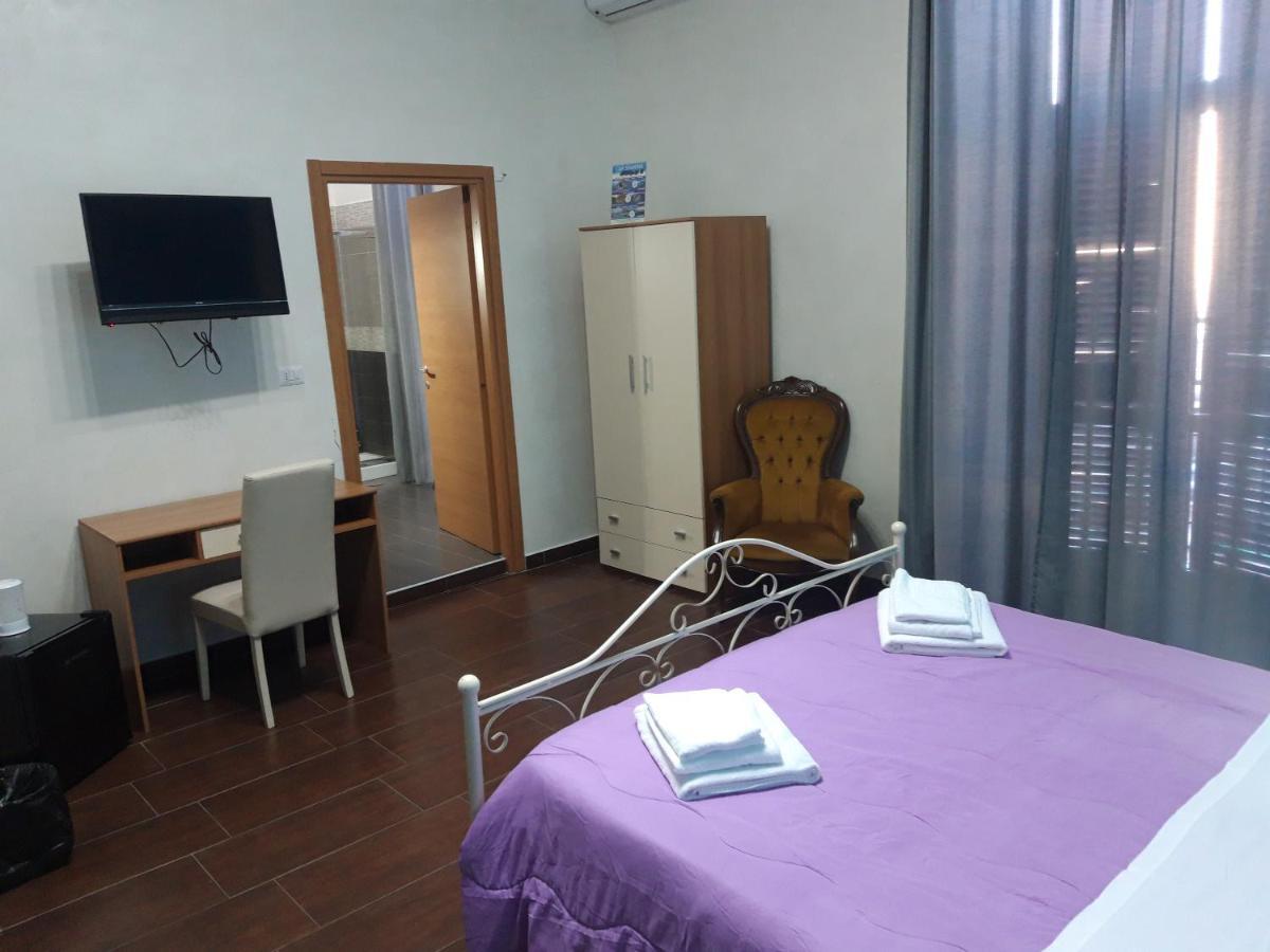 Napul'E Mill Color Bed & Breakfast Napoli Bagian luar foto