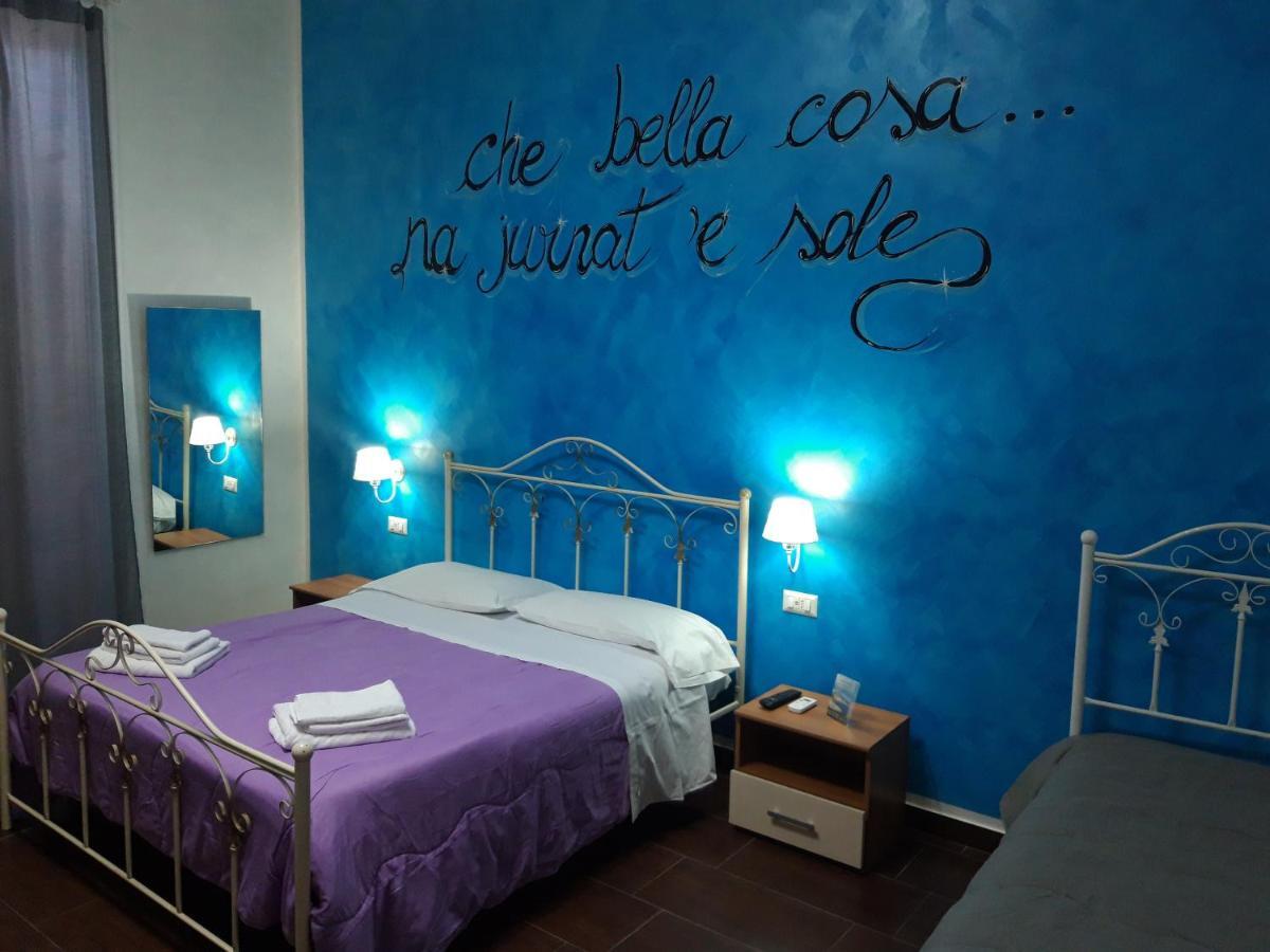 Napul'E Mill Color Bed & Breakfast Napoli Bagian luar foto