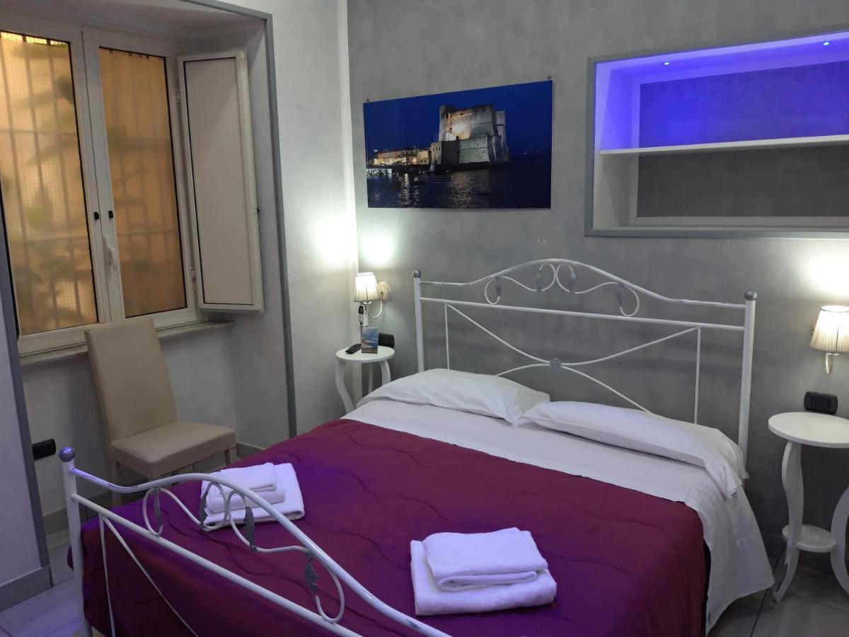 Napul'E Mill Color Bed & Breakfast Napoli Bagian luar foto